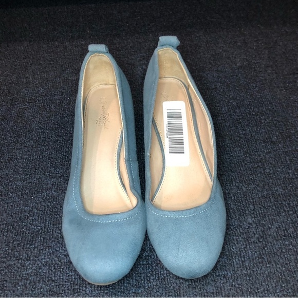 NWT Universal Thread Blue Mary Jane Heels Size 5 - Picture 1 of 8